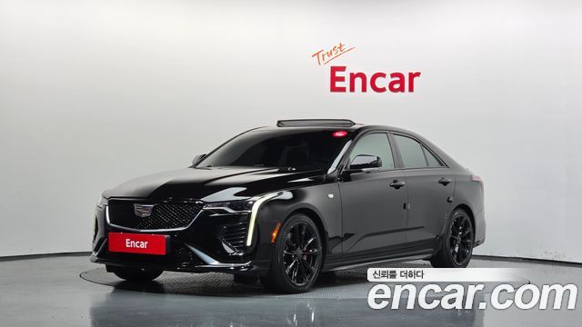Cadillac CT4