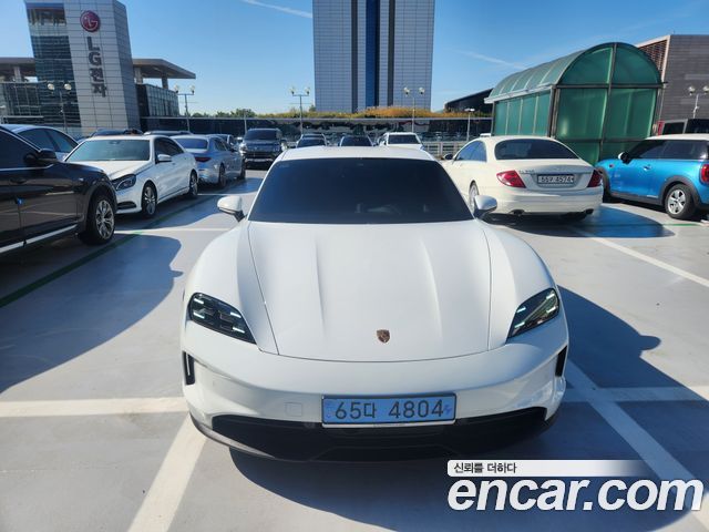 Porsche Taycan