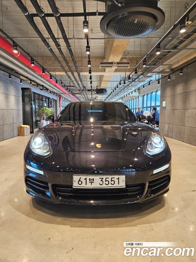 Porsche Panamera — exterior