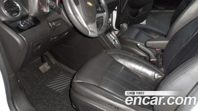Chevrolet Korea Orlando — interior