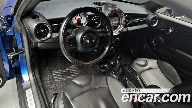 MINI Coupe — interior