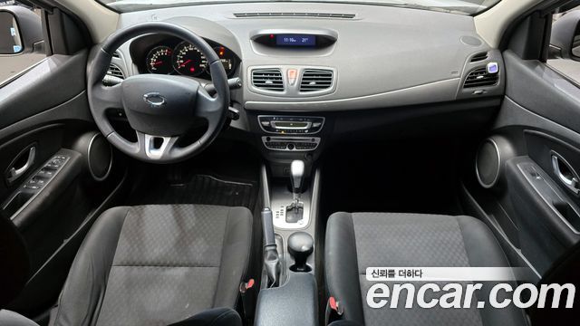 Renault Korea SM3 — interior