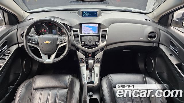 Chevrolet Korea Cruze — interior