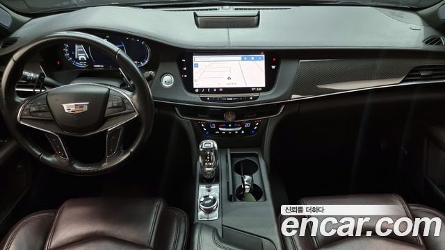 Cadillac CT6 — interior