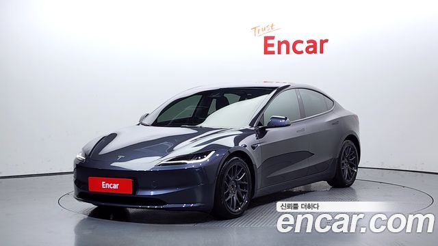 Tesla Model 3 — exterior
