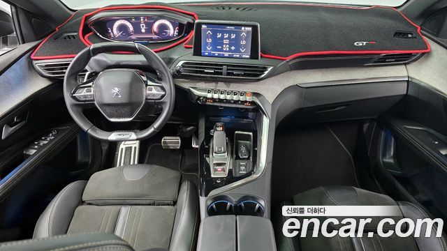 Peugeot 5008 — interior