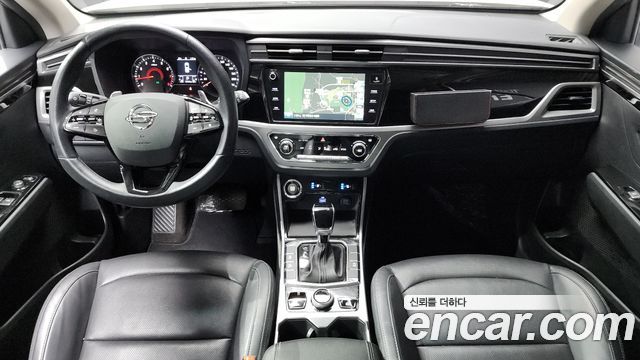 KG Mobility Korando — interior