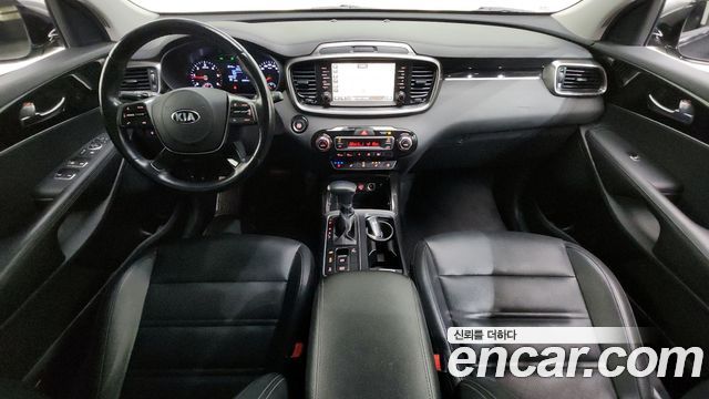Kia Sorento — interior