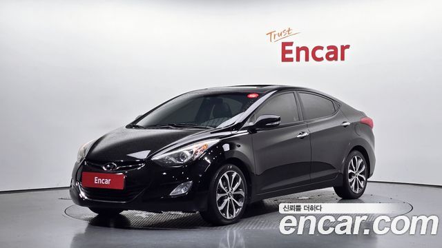 Hyundai Avante — exterior
