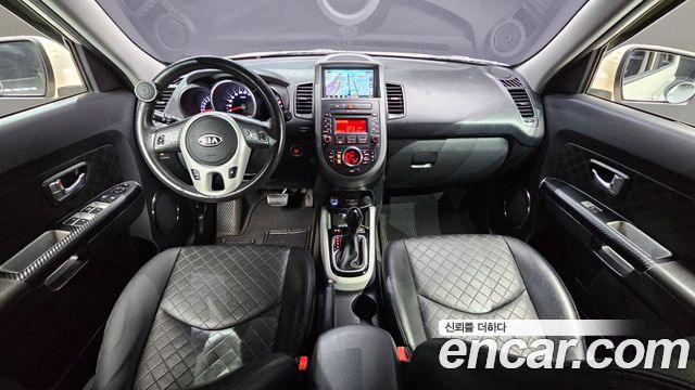 Kia Soul — interior