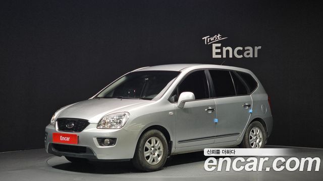 Kia Carens — exterior