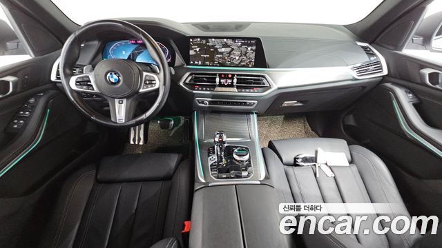 BMW X5 — interior
