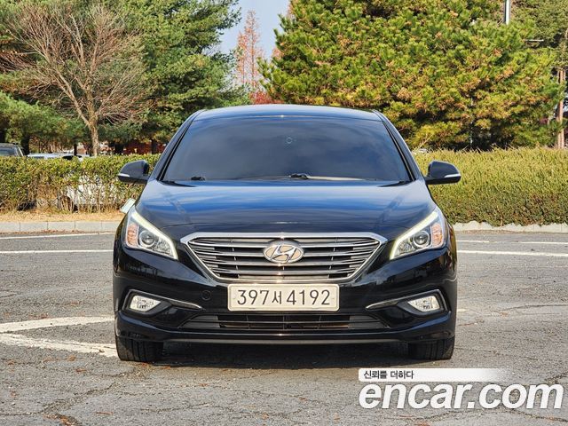 Hyundai Sonata — exterior