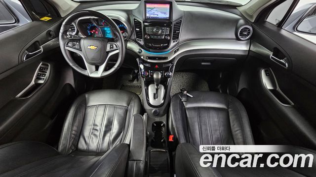 Chevrolet Korea Orlando — interior