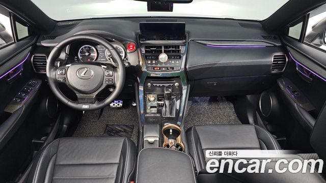 Lexus NX — interior