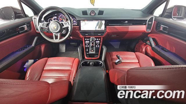 Porsche Cayenne — interior