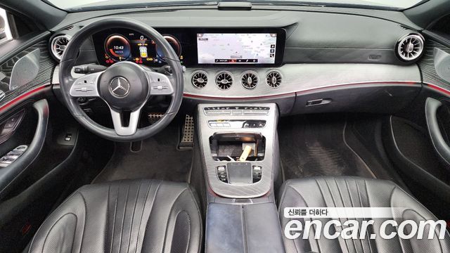 Mercedes-Benz CLS-Class — interior