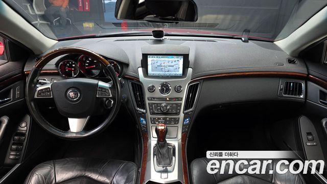 Cadillac CTS — interior