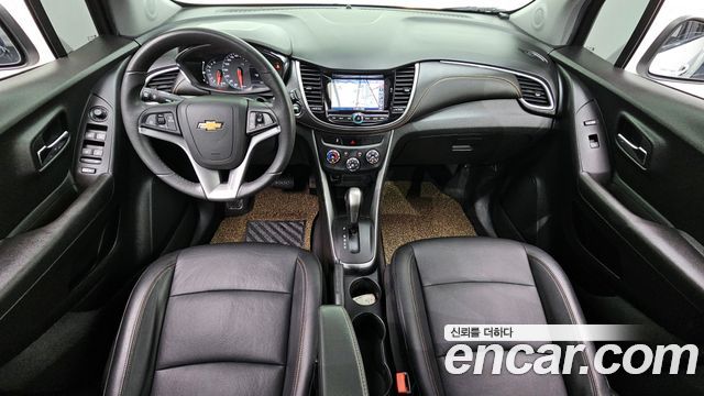 Chevrolet Korea Trax — interior