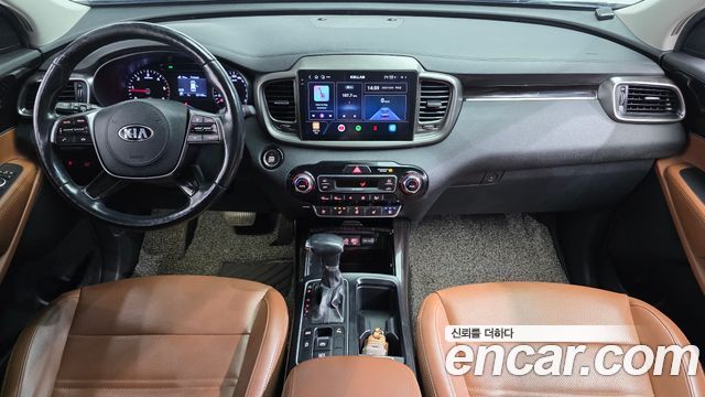 Kia Sorento — interior