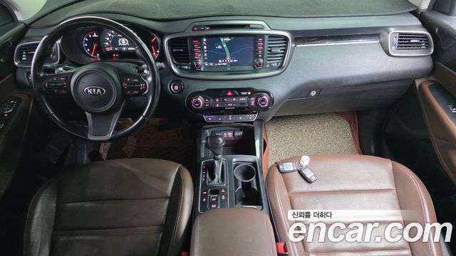 Kia Sorento — interior