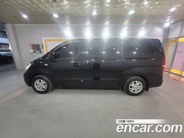 Hyundai Starex — exterior