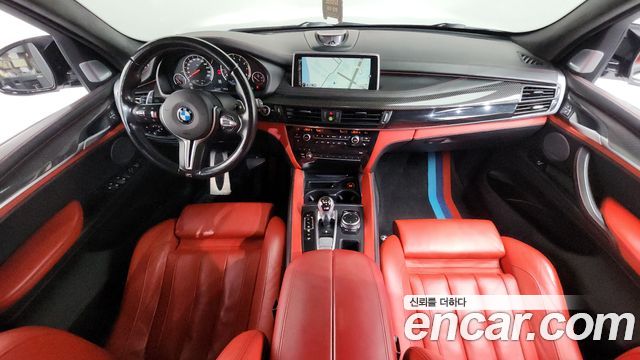 BMW X5M — interior