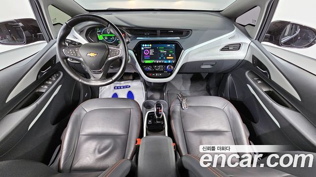 Chevrolet Korea Bolt EV — interior