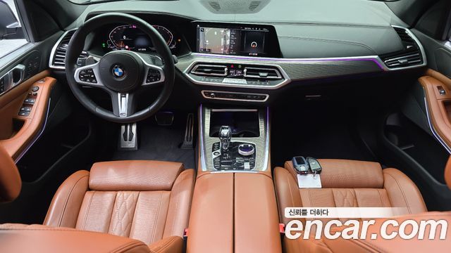 BMW X5 — interior