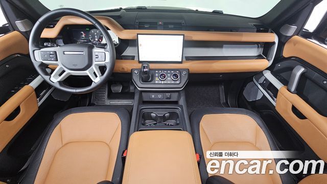 Land Rover Defender — interior
