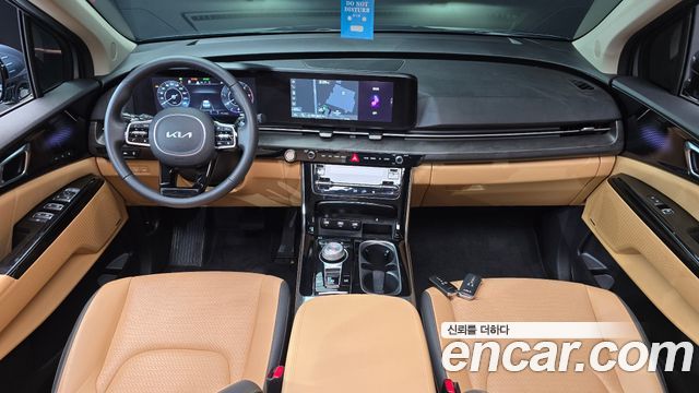 Kia Carnival — interior