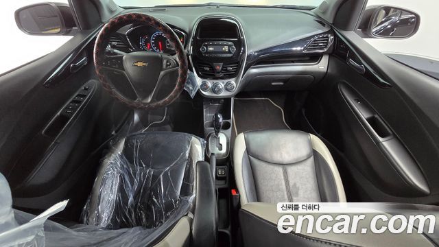 Chevrolet Korea Spark — interior
