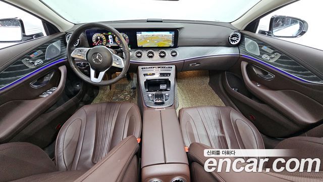 Mercedes-Benz CLS-Class — interior