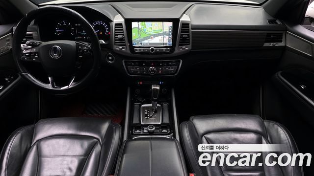 KG Mobility Rexton — interior