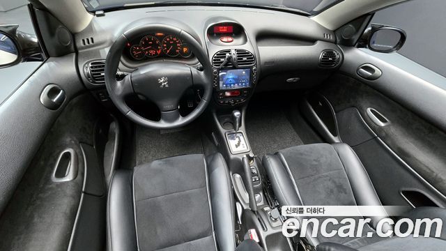 Peugeot 206 — interior