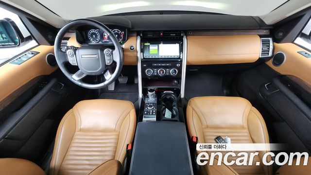 Land Rover Discovery — interior