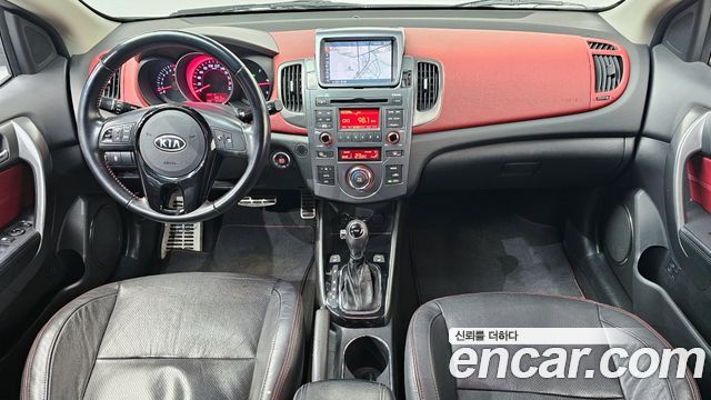 Kia Forte — interior
