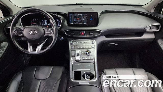 Hyundai Santa Fe — interior