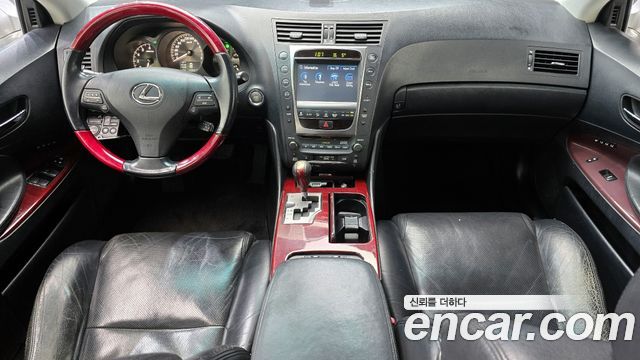 Lexus GS — interior