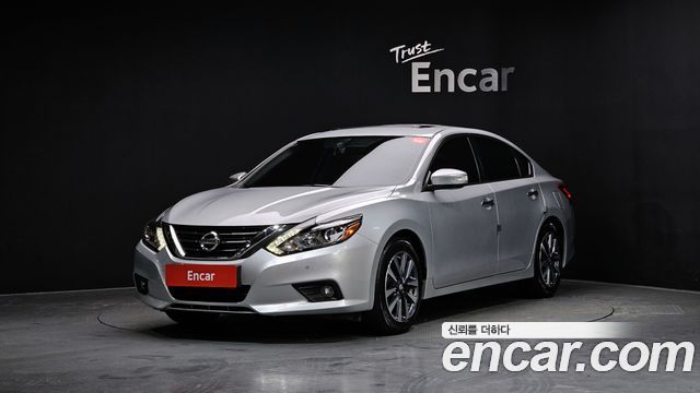 Nissan Altima — exterior