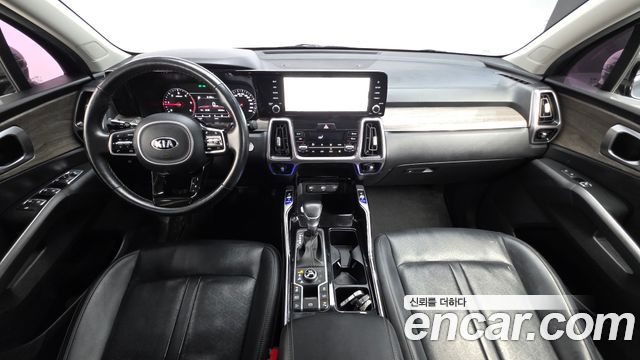 Kia Sorento — interior