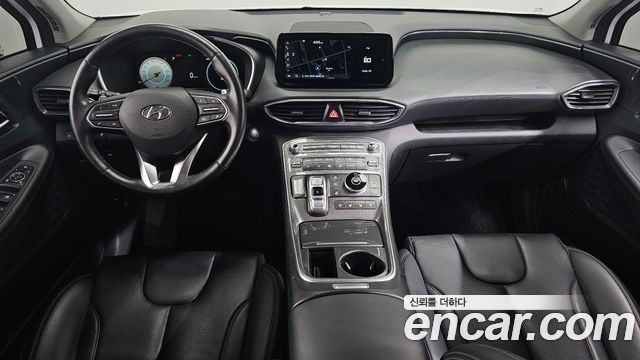 Hyundai Santa Fe — interior