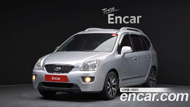 Kia Carens — exterior