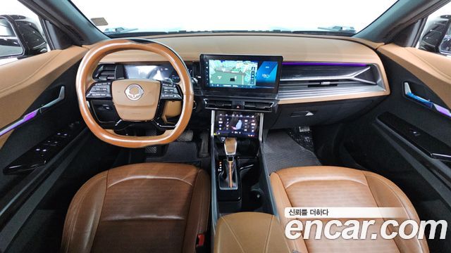 KG Mobility Torres — interior