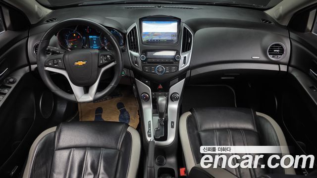 Chevrolet Korea Cruze — interior