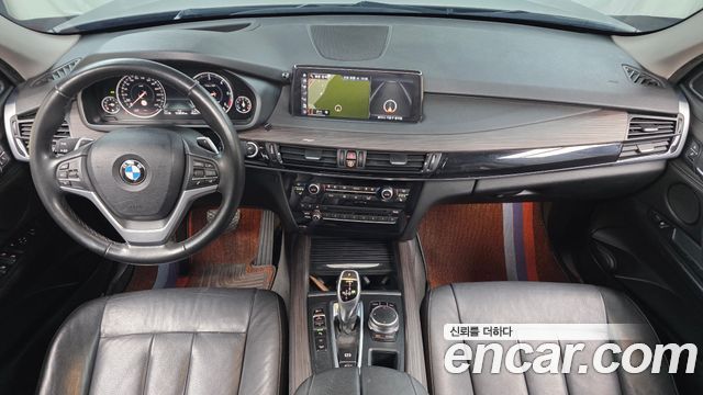 BMW X5 — interior