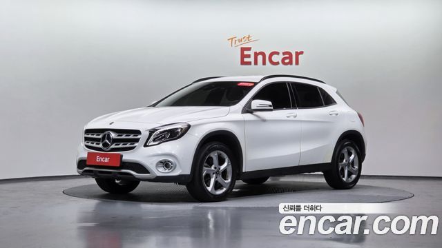 Mercedes-Benz GLA-Class