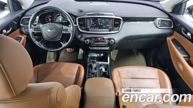 Kia Sorento — interior