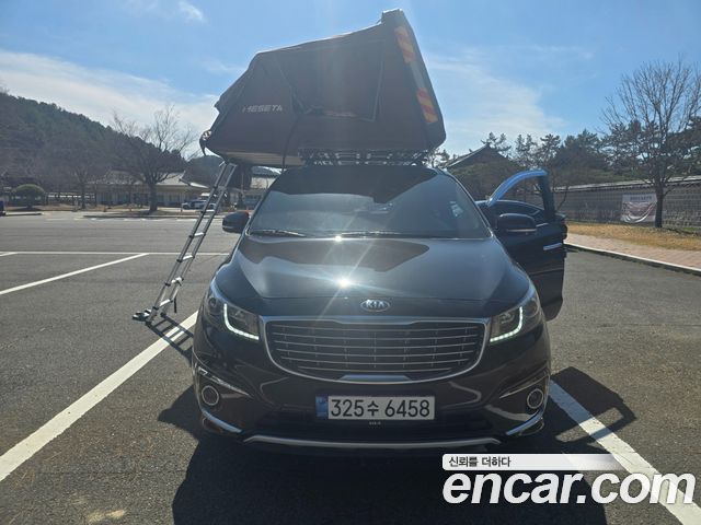 Kia Carnival — exterior