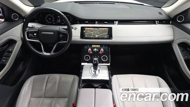 Land Rover Range Rover Evoque — interior